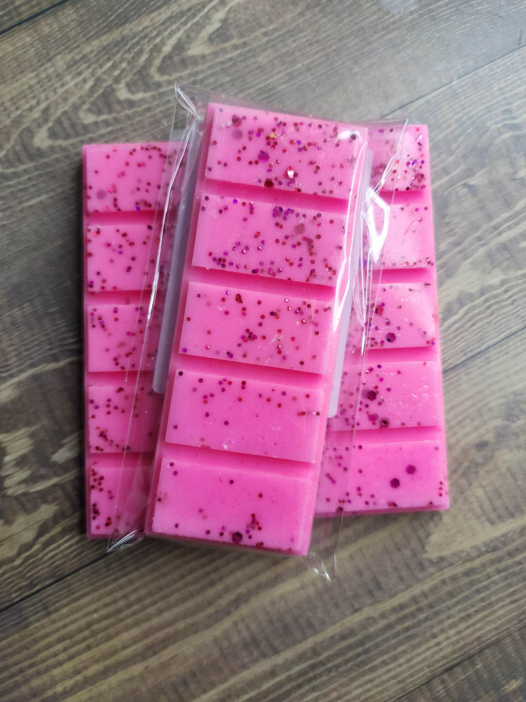 Love Potion Wax Melts - Enchanting Fragrance for Romantic Ambiance by Rainy Morning Candles
