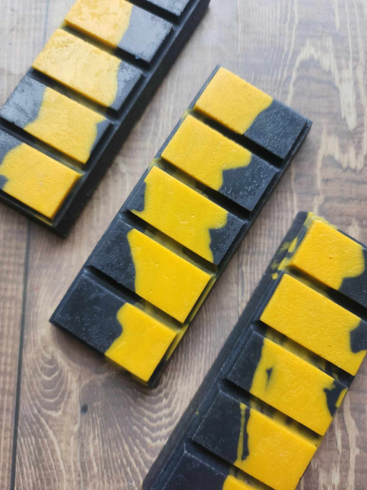 Speakeasy Wax Melts - Bourbon + Cedarwood Scented Melts by Rainy Morning Candles