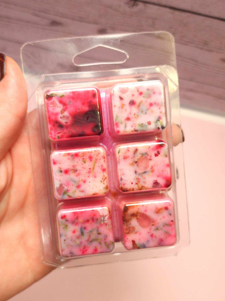 Apple Pie Self Love Wax Melts - Cozy Your Home with Delightful Scented Melts by Rainy Morning Candles